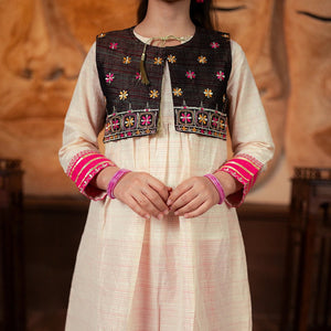 Embroidered Jacquard Suit – Riwayat for girls — Rangooz