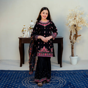 Embroidered Cotton Lawn Suit – Siyah for girls — Rangooz