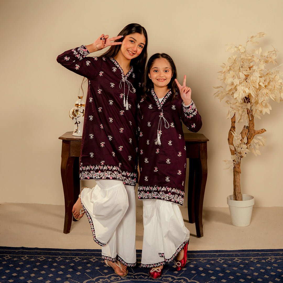 Embroidered  Cotton Lawn Suit –Nayab