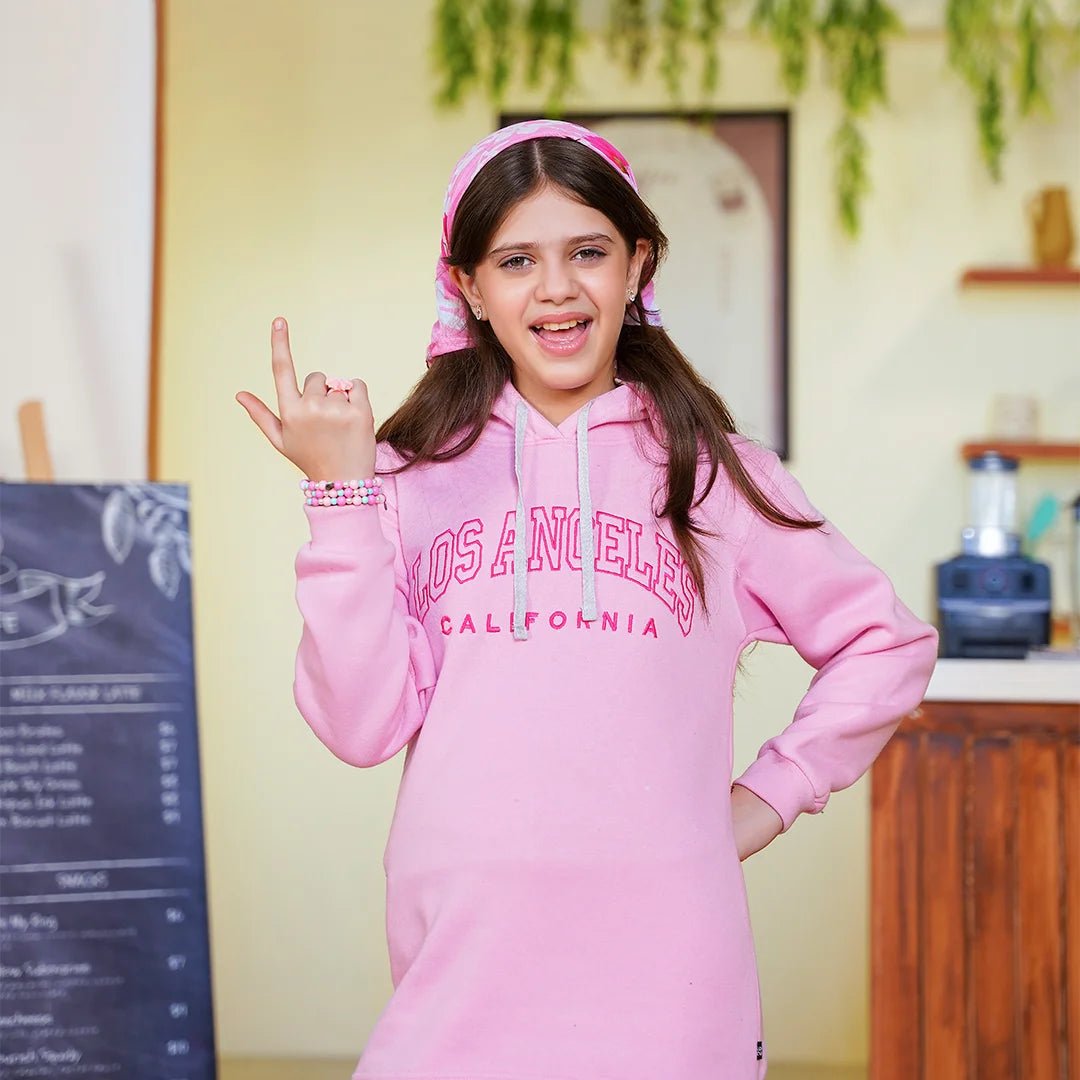Embroidered Fleece Hoodie – Marshmallow