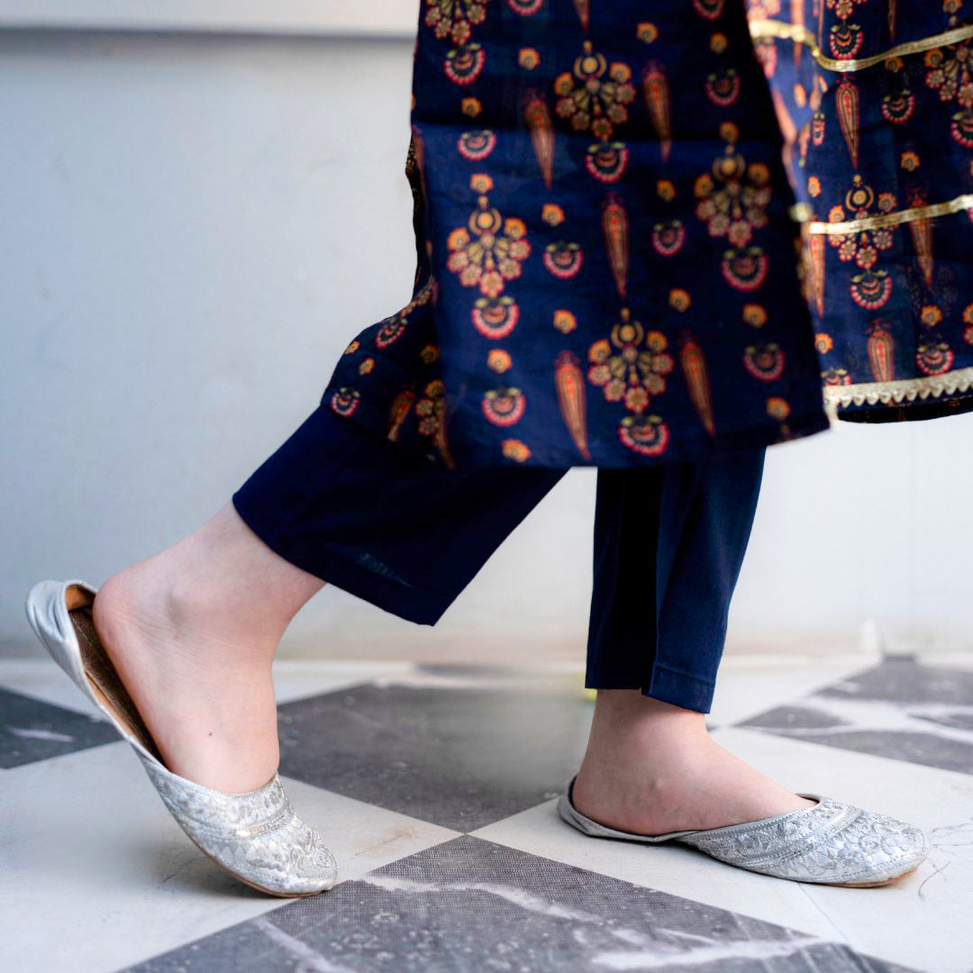 Printed Lawn Suit – Noorain