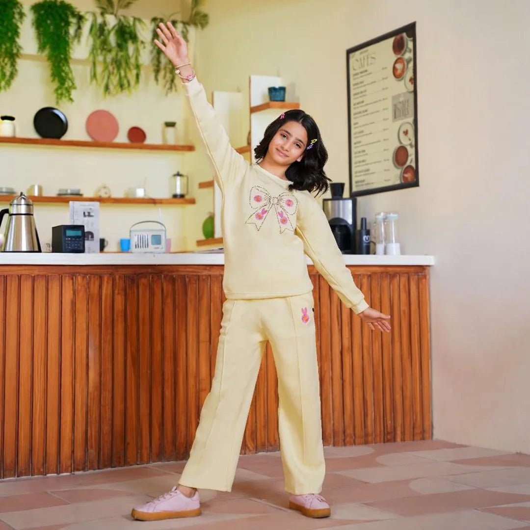Embroidered Fleece Sweatshirt – Custard