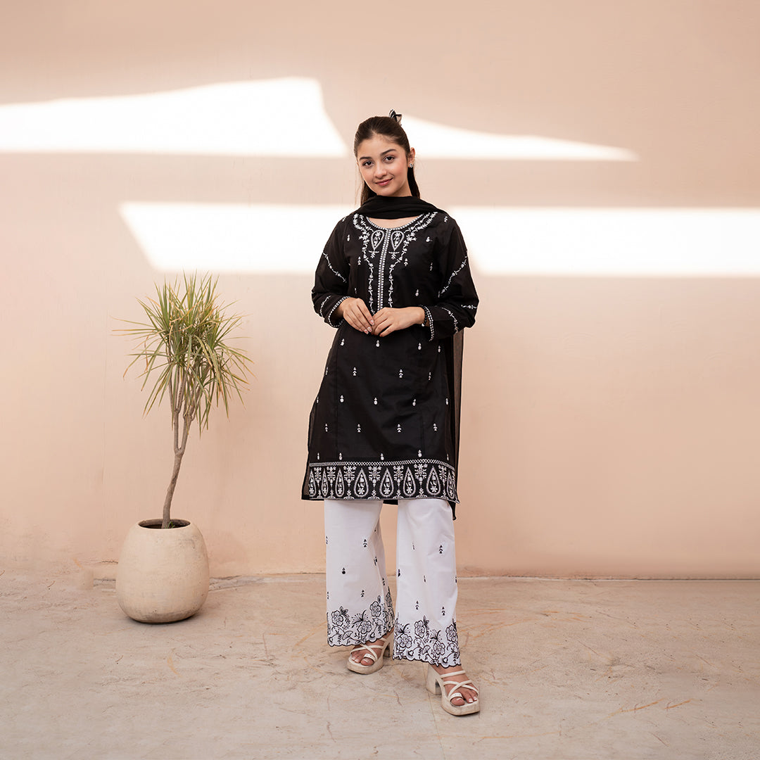Embroidered Cotton Lawn Suit – Sukoot
