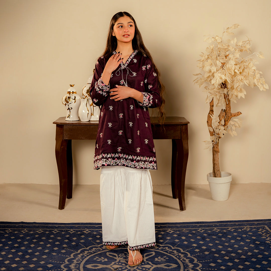 Embroidered  Cotton Lawn Suit –Nayab