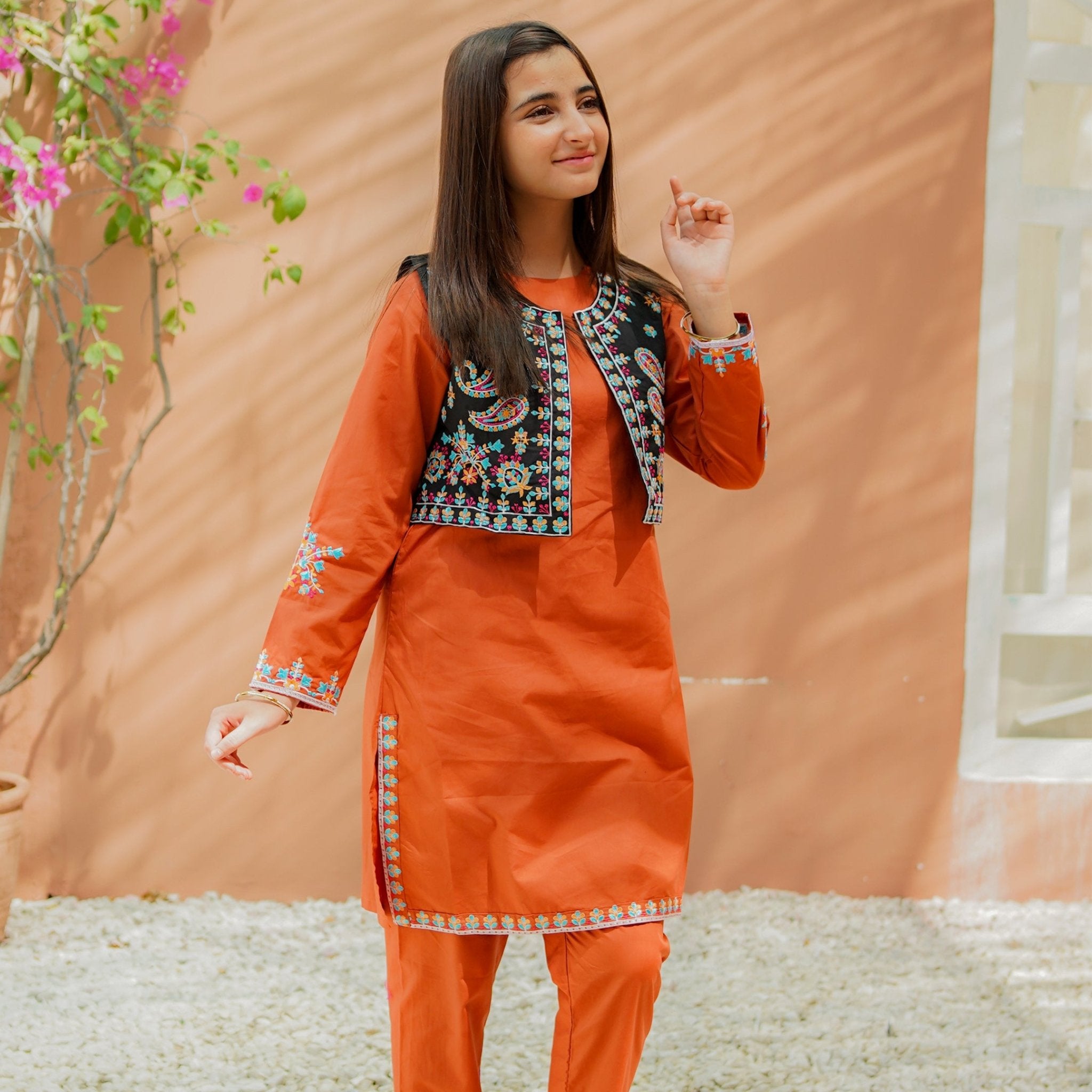 Blooming Tradition in Cotton Suit for girls — Rangooz