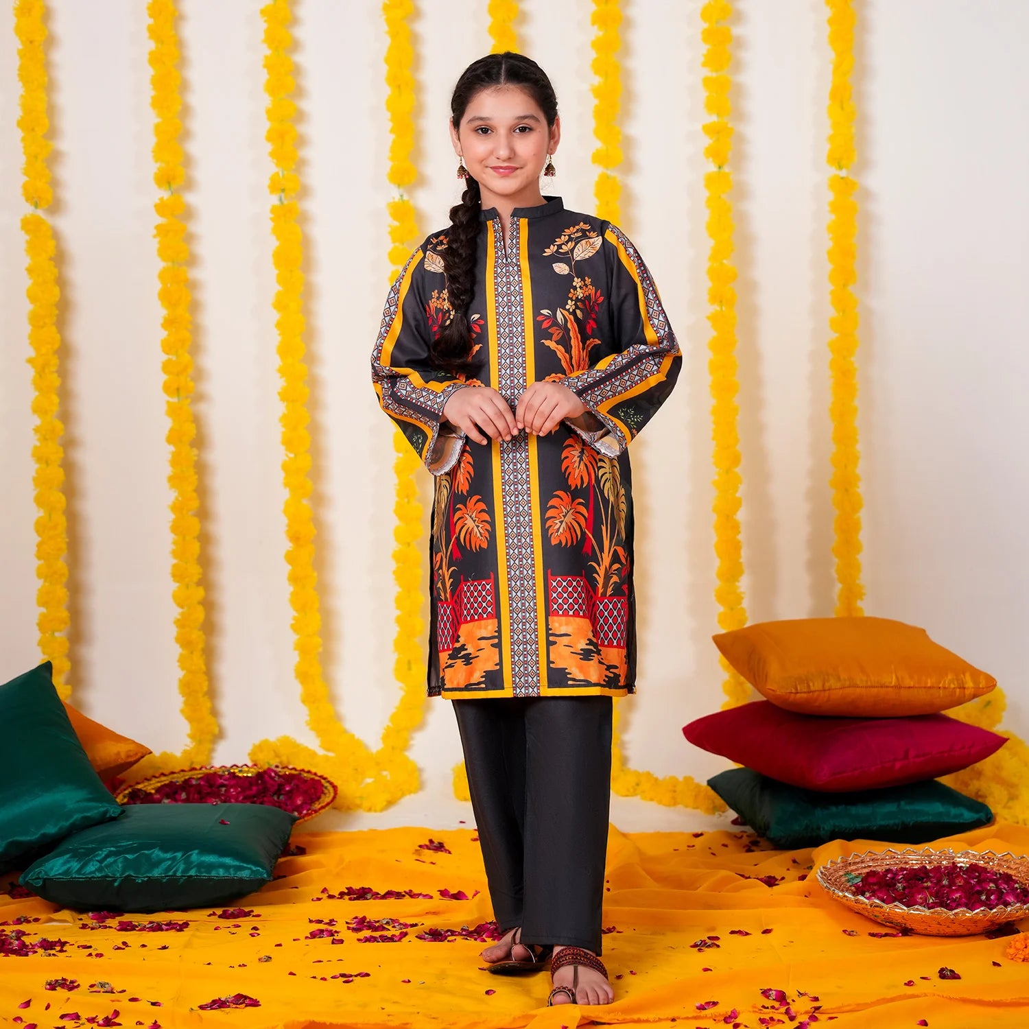 Printed Khaddar Suit - Noir Sunset
