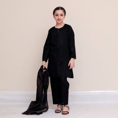 Pret Embroidered Lawn Suit – 3 Piece Elegance for Girls
