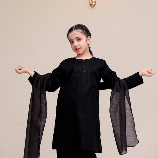 Pret Embroidered Lawn Suit – 3 Piece Elegance for Girls