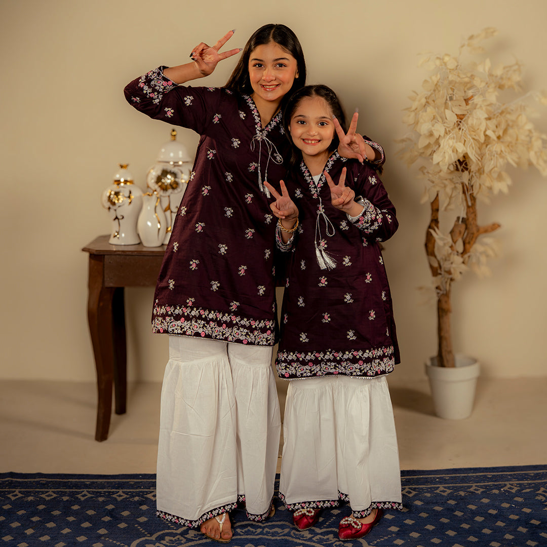 Embroidered  Cotton Suit –Nayab