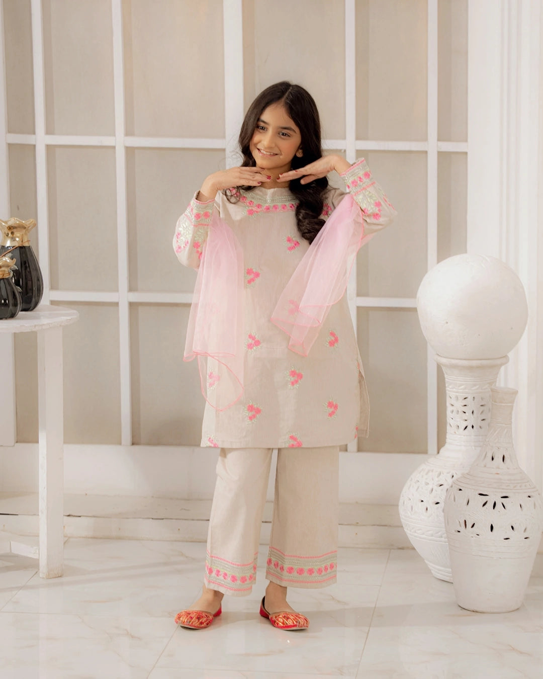 Embroidered Khaddar Suit - Rose Mist