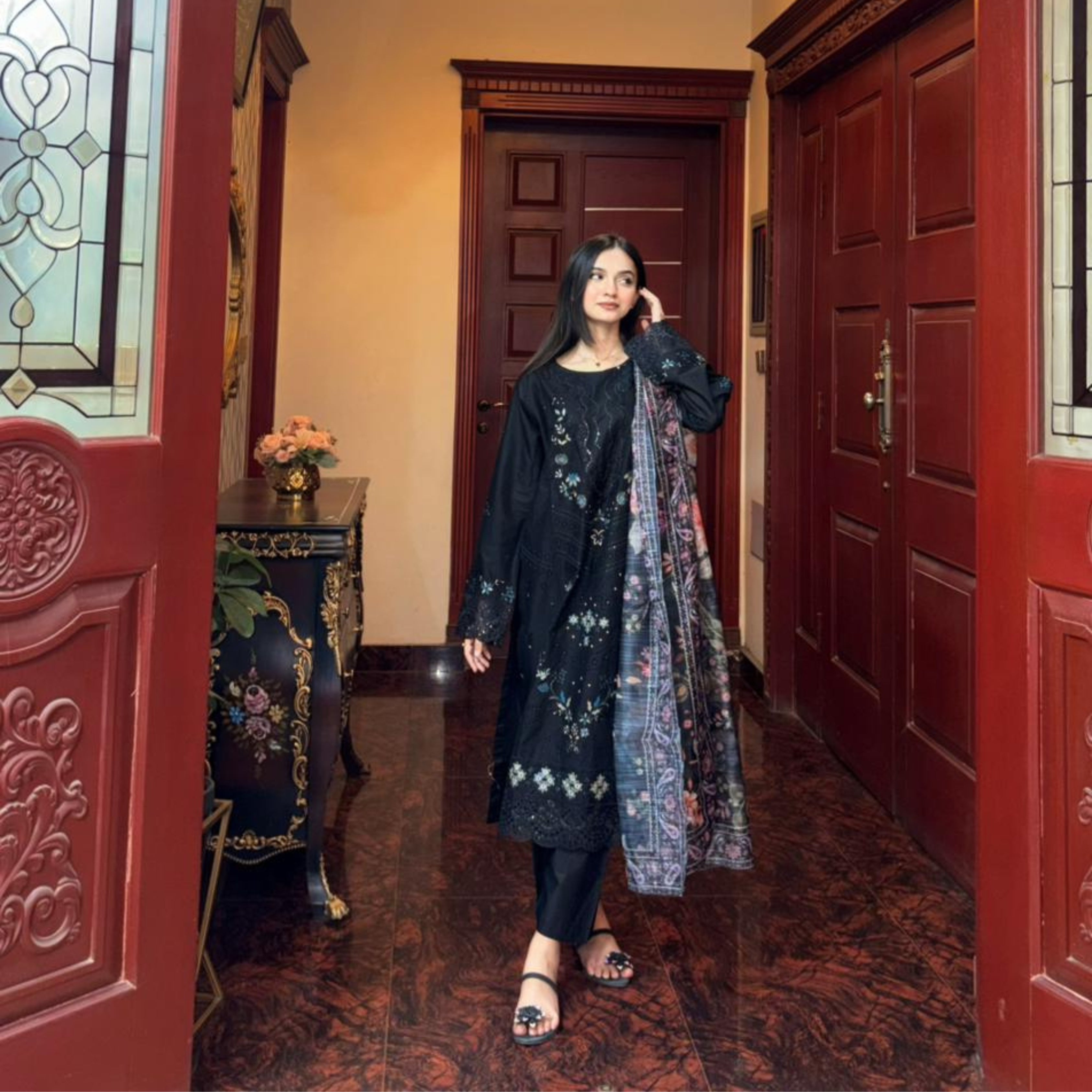 Embroidered Cotton Suit – Layla
